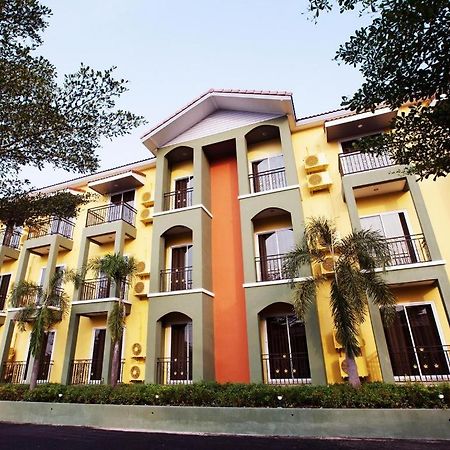 B2 Buriram Boutique And Budget Hotel Exterior foto