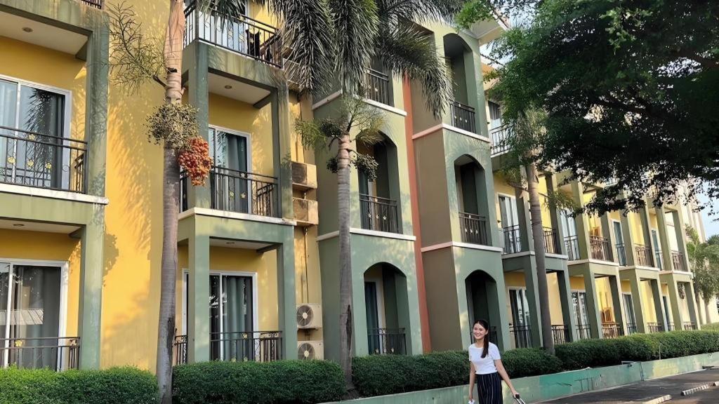 B2 Buriram Boutique And Budget Hotel Exterior foto